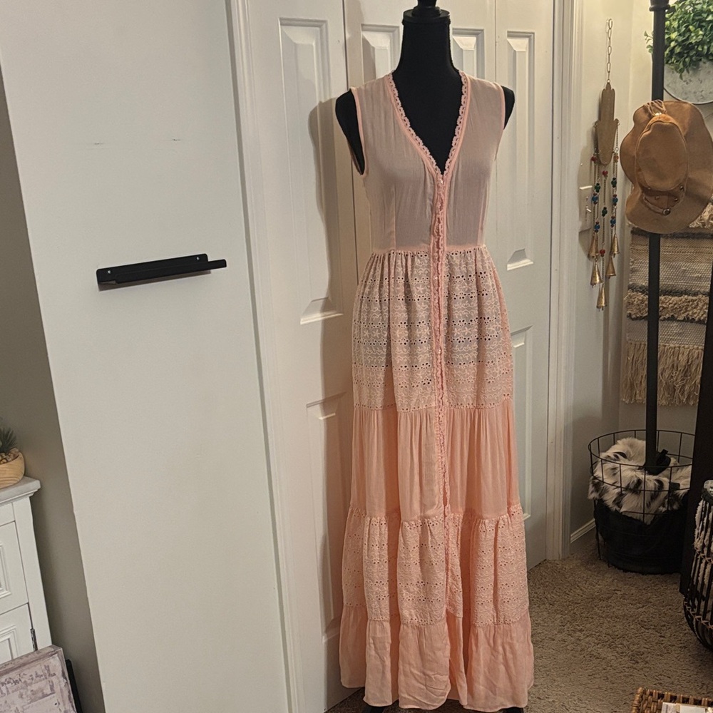 Pippa & Julie Peach Lace Maxi Dress